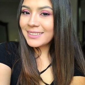 Meet your Posher, Sheila